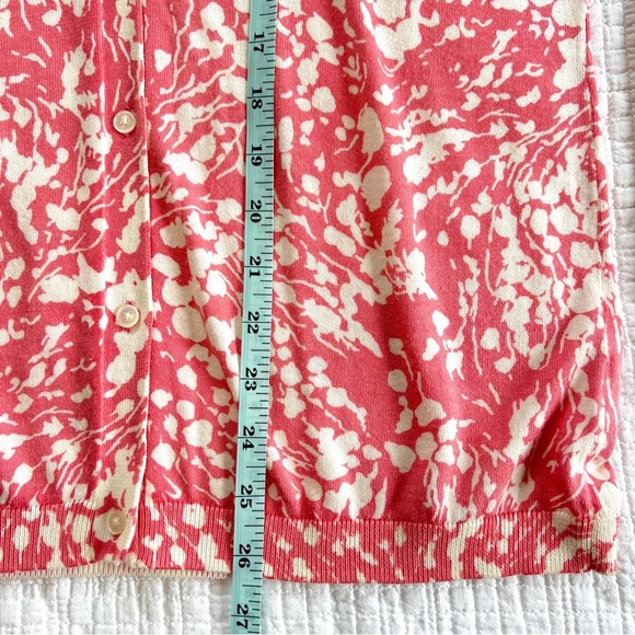 Talbots Salmon Pink and White Art To Wear Button Down Knit Cardigan Size Medium - Picture 8 of 9